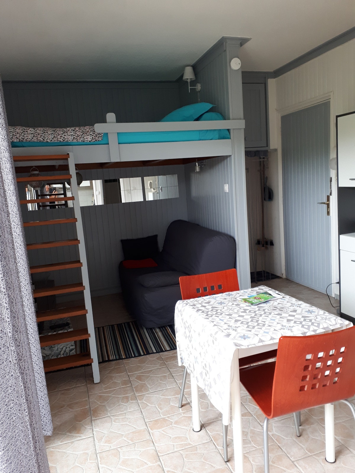 STUDIO BIARRITZ  ACCES DIRECT PLAGEMilady /Marbela