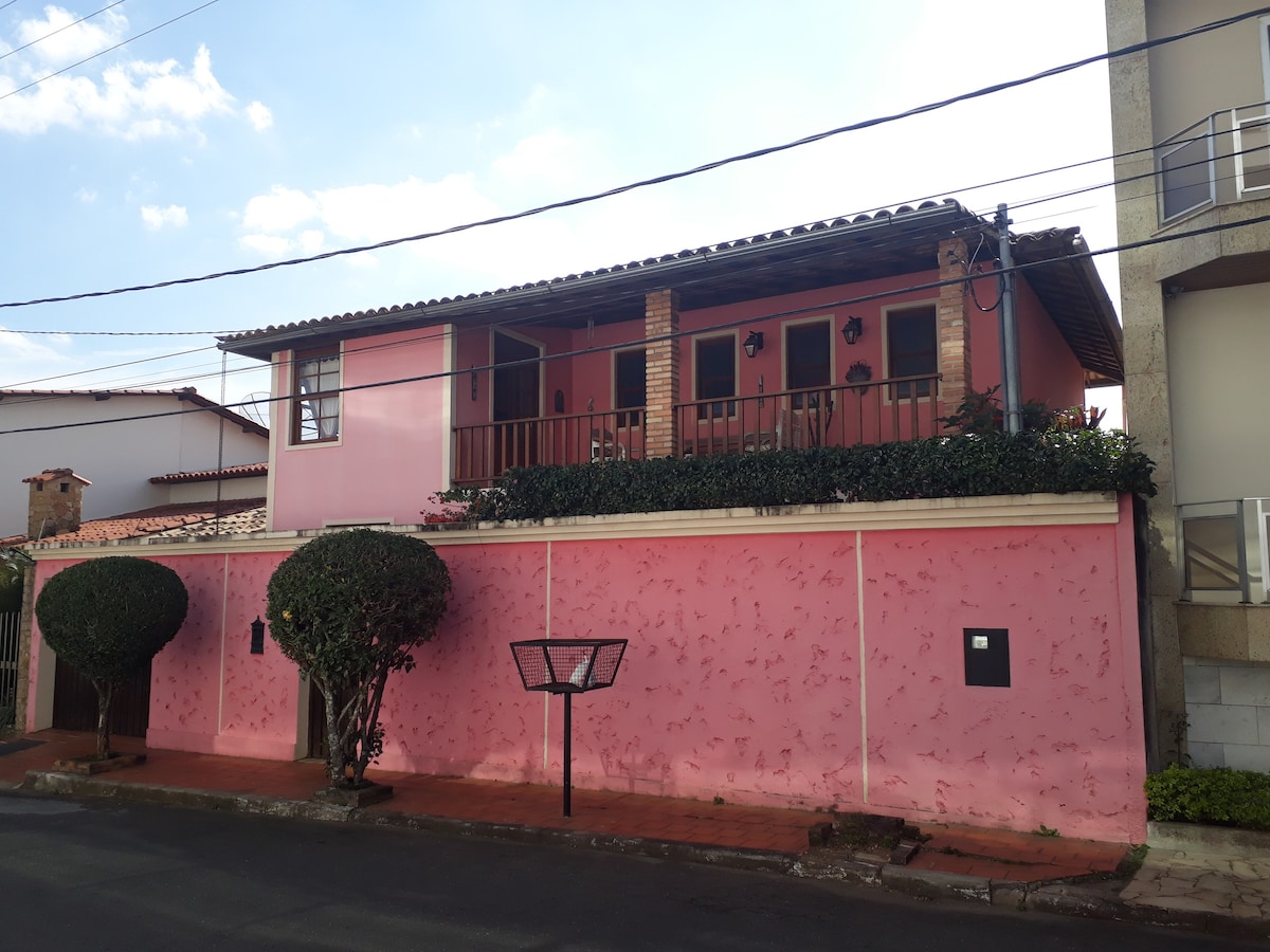 Alma de Minas ("Pink House" do Saber)