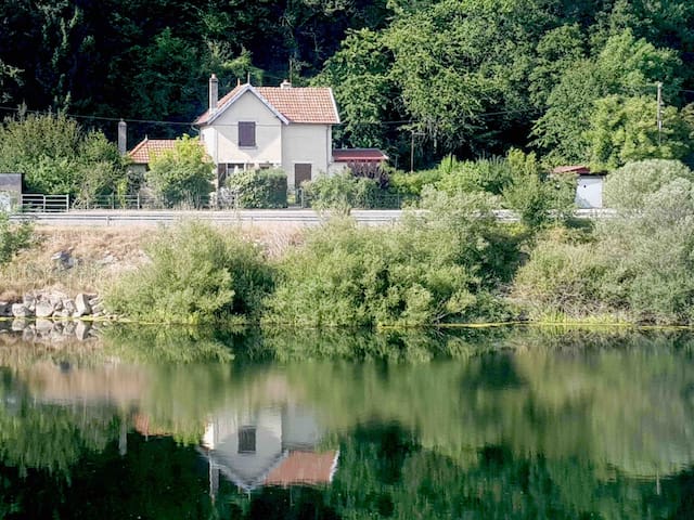 Hyèvre-Paroisse的民宿