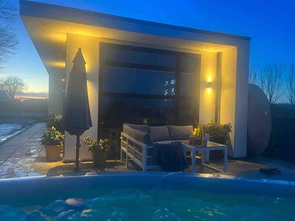 Luxus Chalet Hafenblick Whirlpool