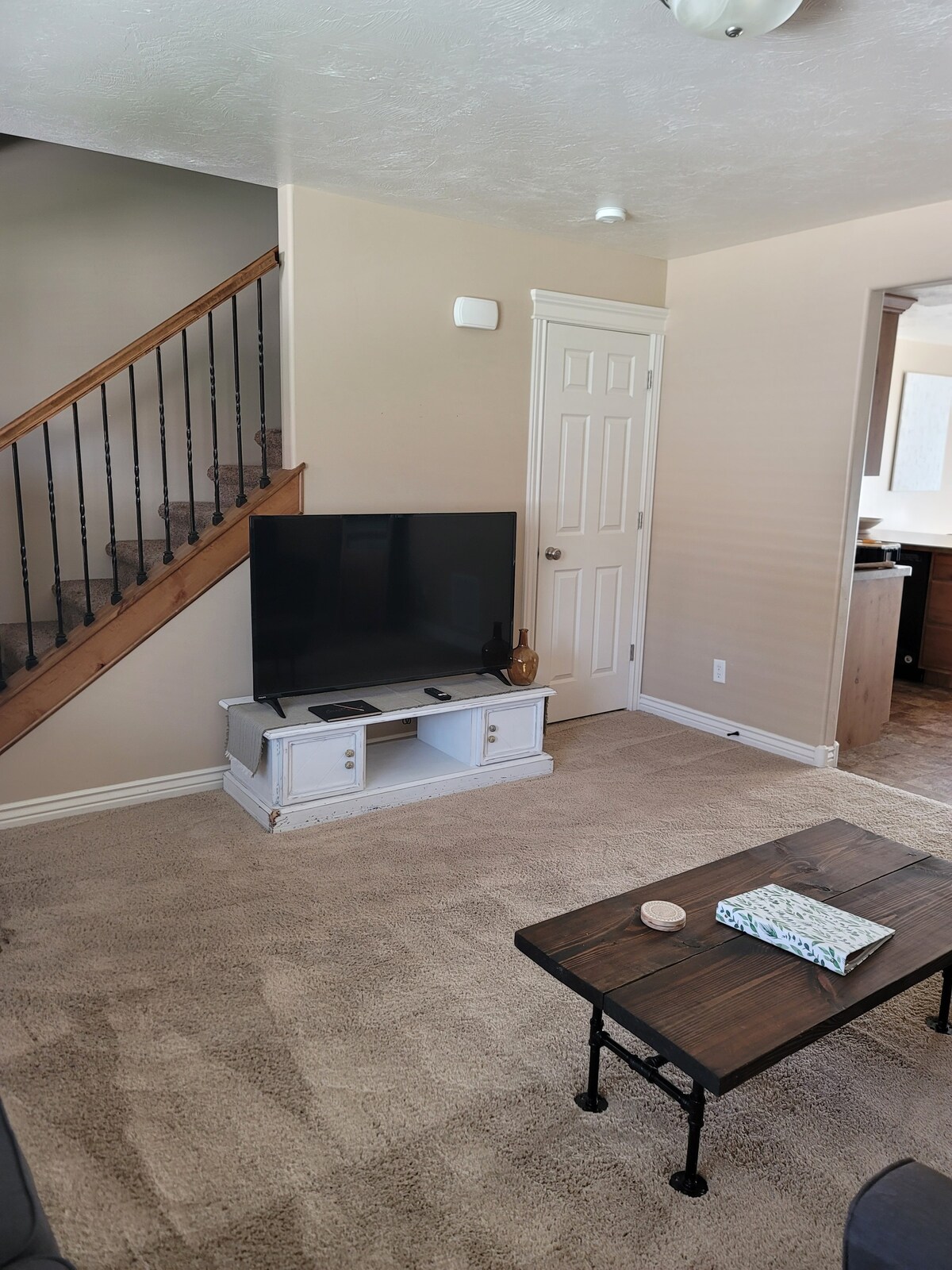 Town home in Ammon. No hidden fees.