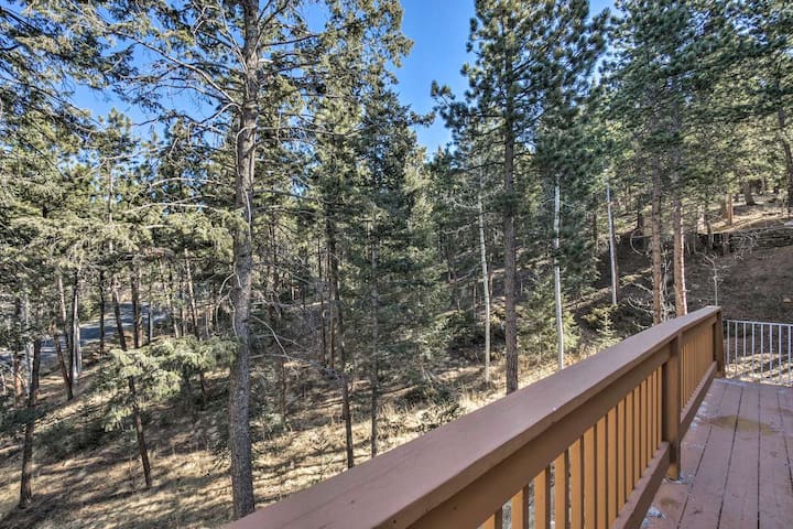 homey room @woodland park min to pikes peak/charis