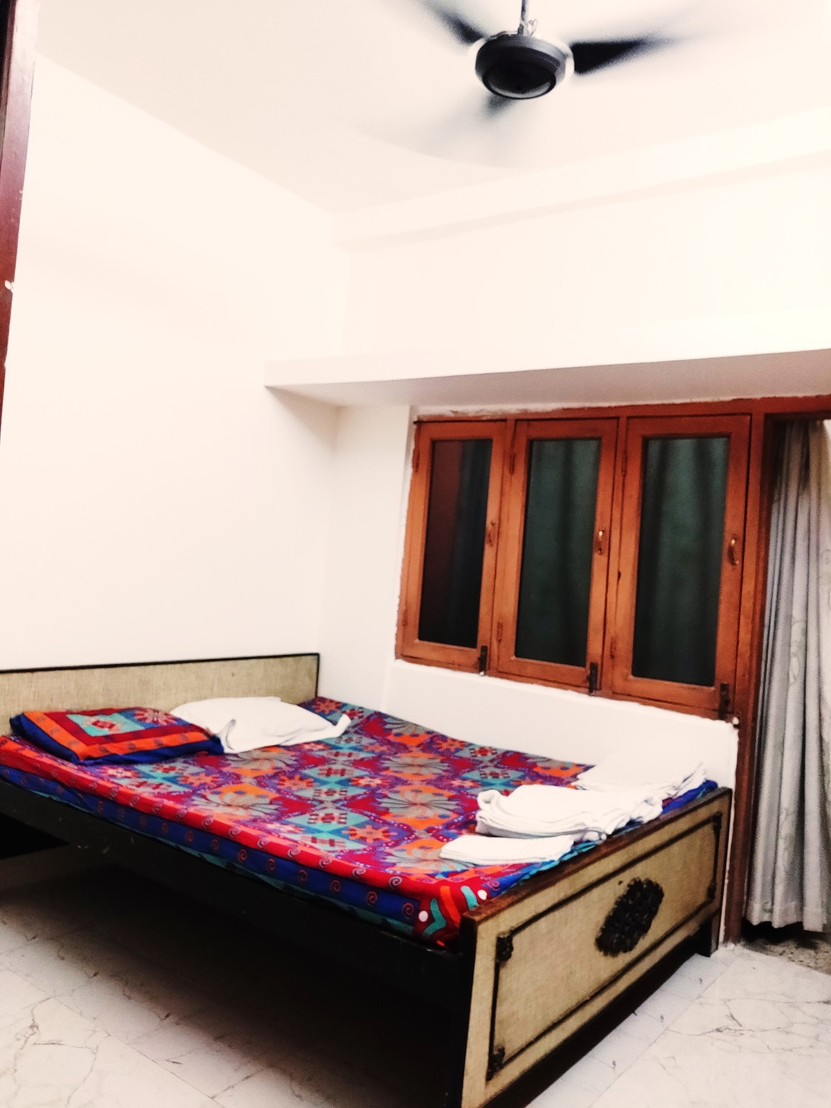 Sam 's Spacious Homestay (in DHARAMPETH)
