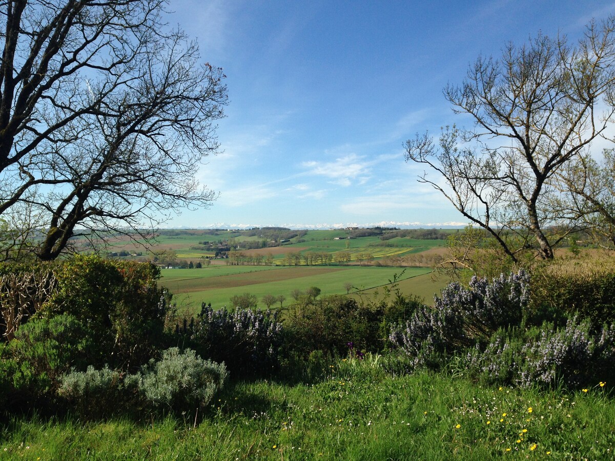 En Pégéni maison entière en pleine campagne