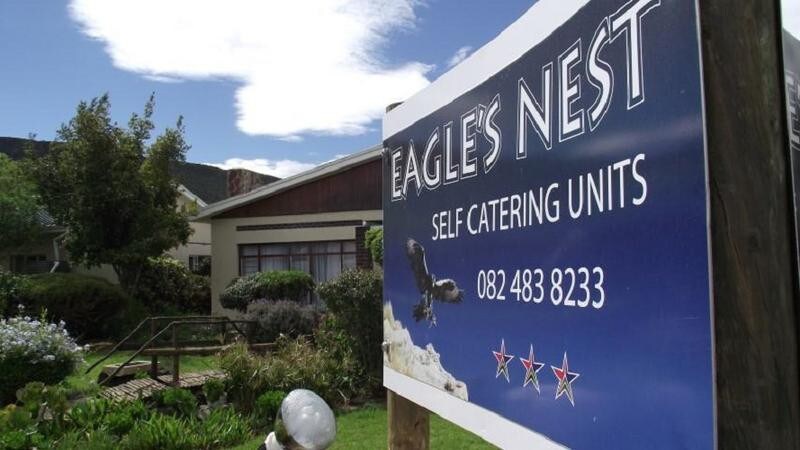 Black Eagle - Self catering with  Twin beds