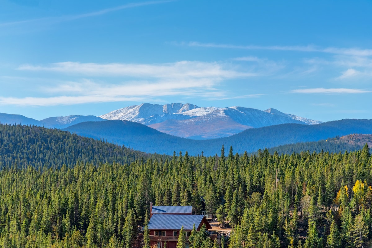 St. Mary's Glacier Mountain Home W/Hot Tub & Views