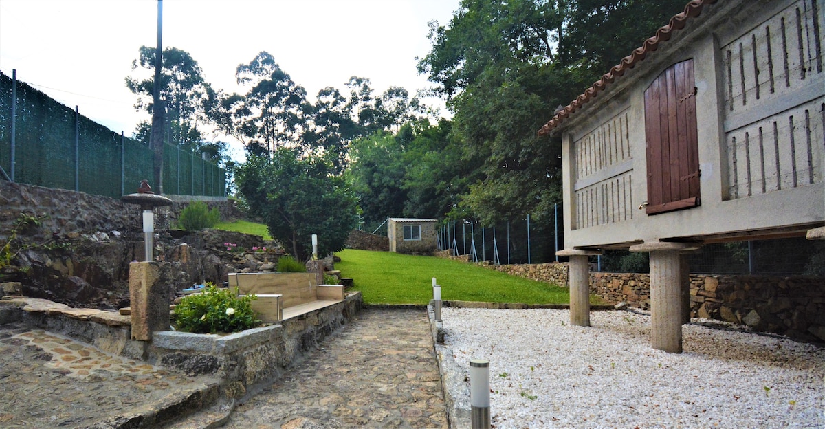 位于Villagarcía de Arousa的乡村住宅