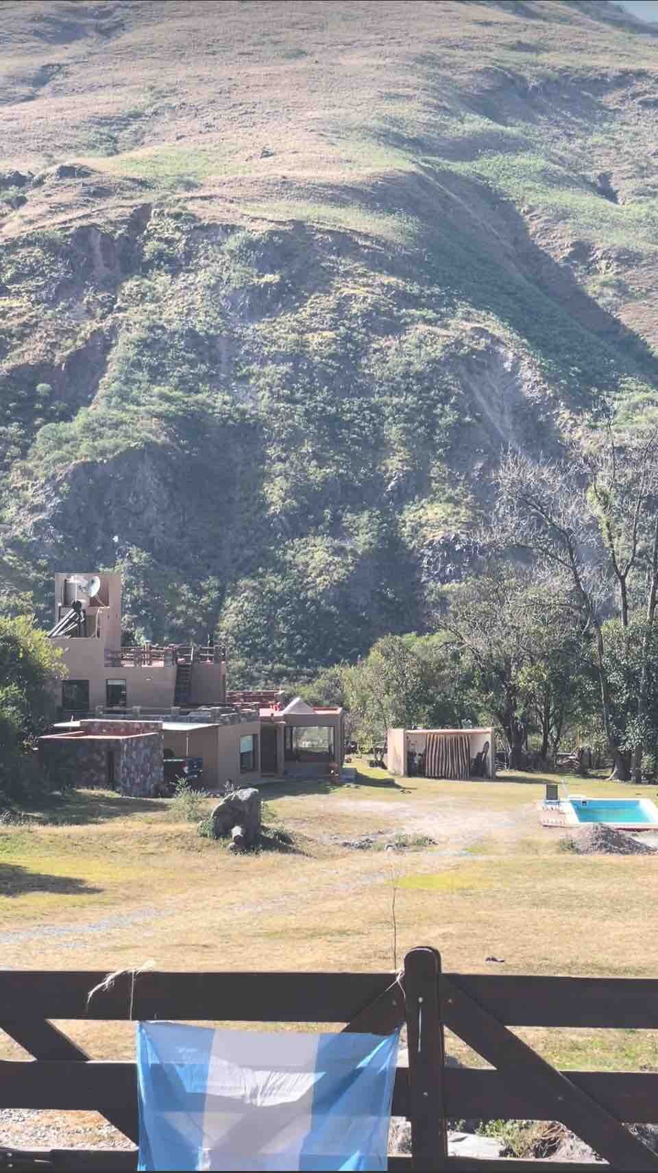 EL Cóndor pasa (Bárcena)casa entera