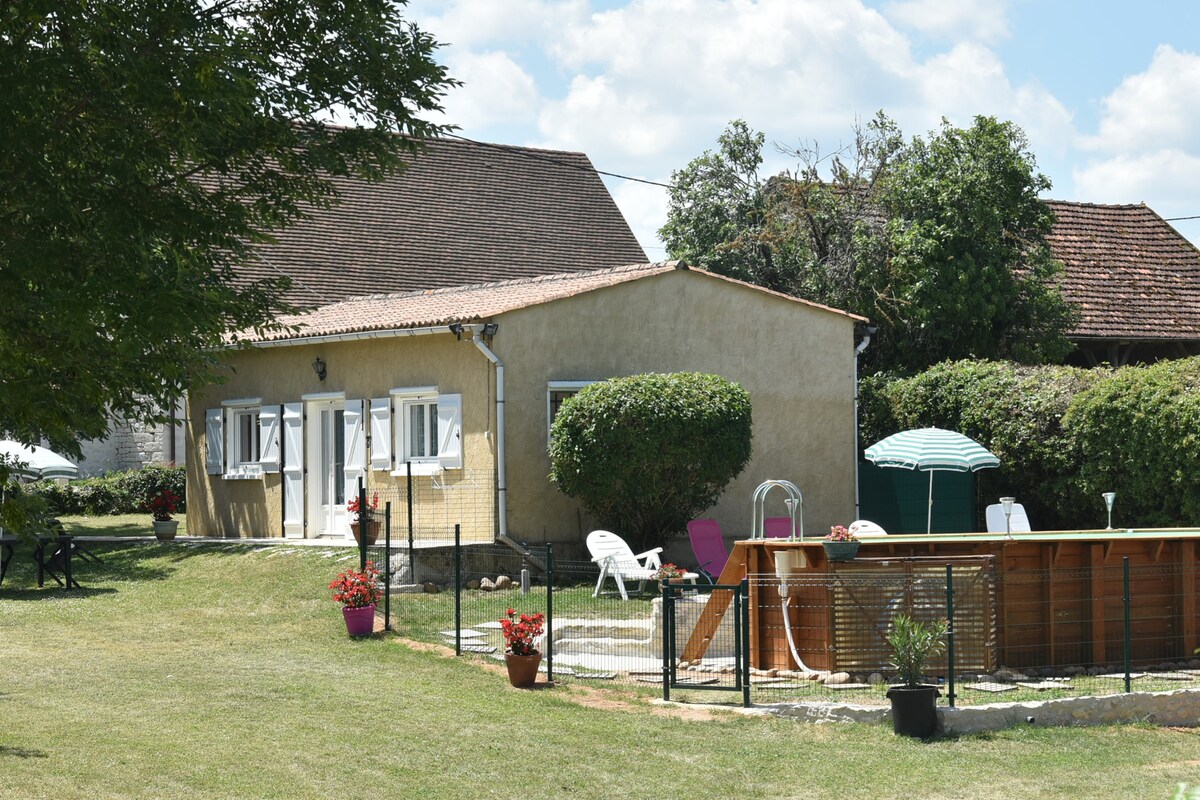 Maison avec  piscine entre Rocamadour /Sarlat