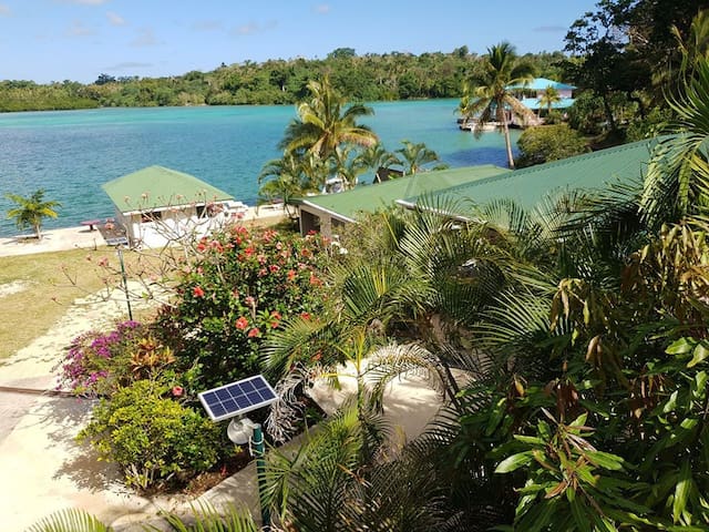 维拉港(Port Vila)的民宿