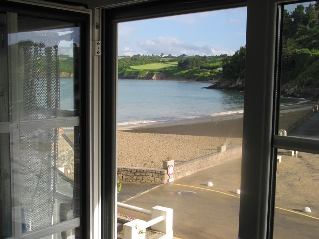 Maison de caractère, Pieds dans l'eau et vue mer