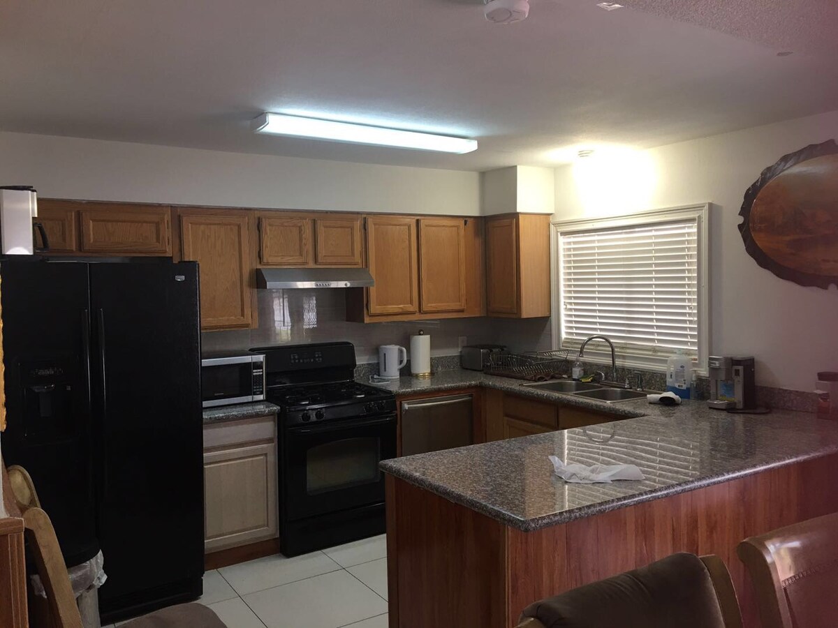 Private/single room, Sharing bath, Near Strip(R:6)