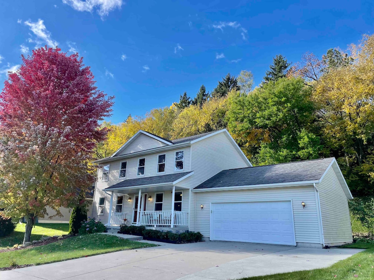 Clean & Quiet House in Driftless Region - Up to 8