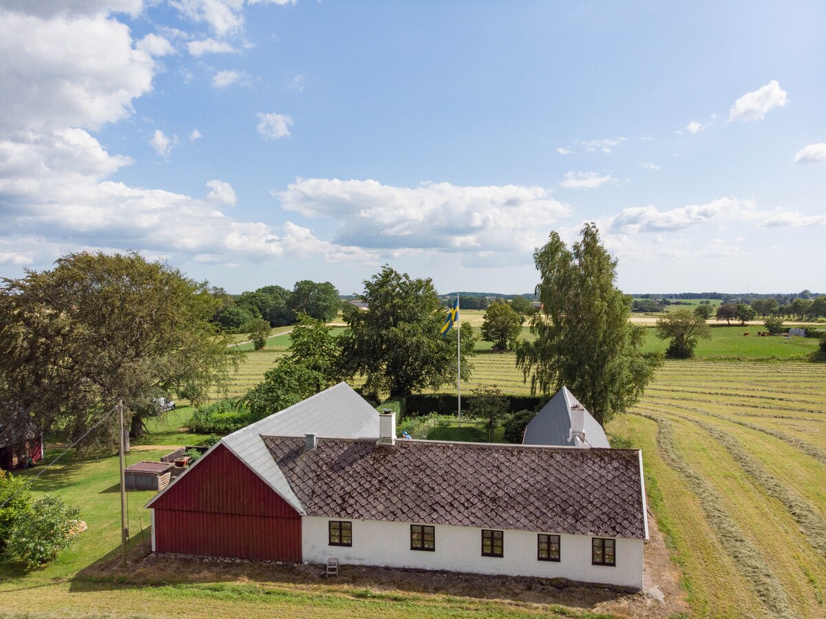 Countryside living in your own private farm house