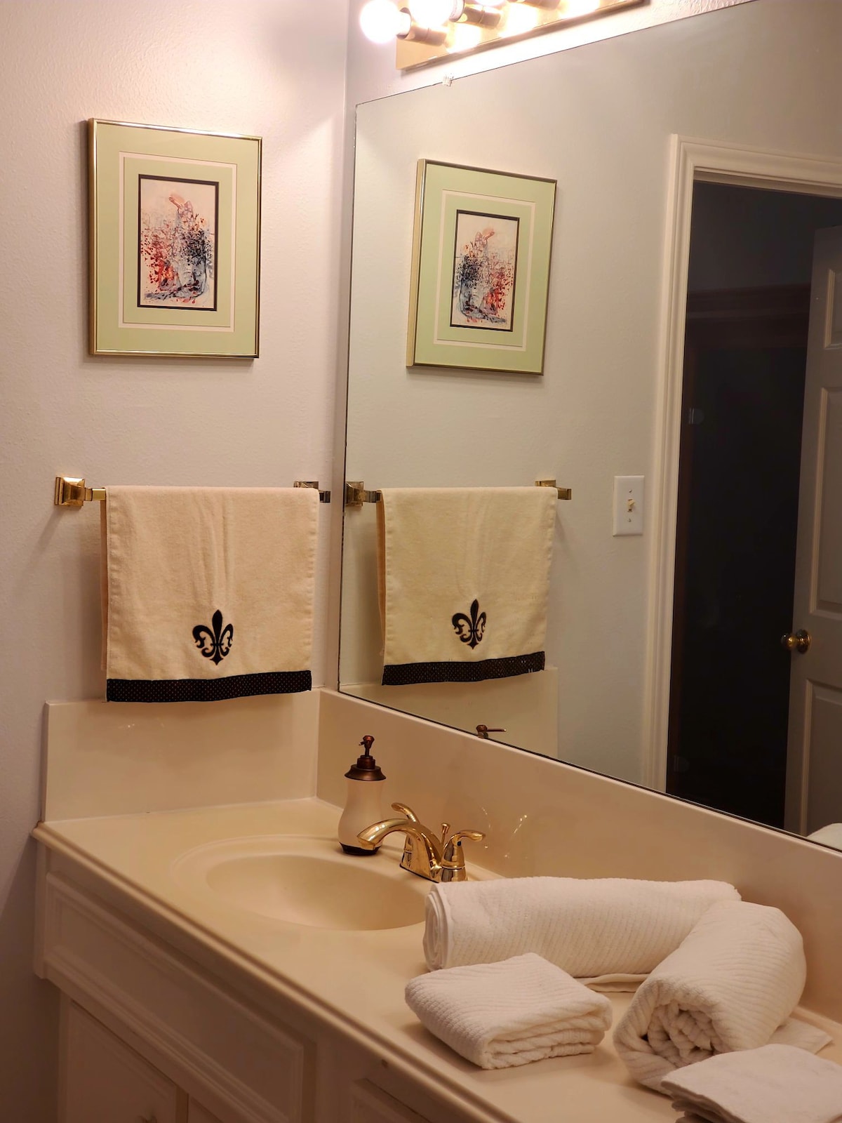 休斯顿5卧室度假屋，带按摩浴缸和桑拿房