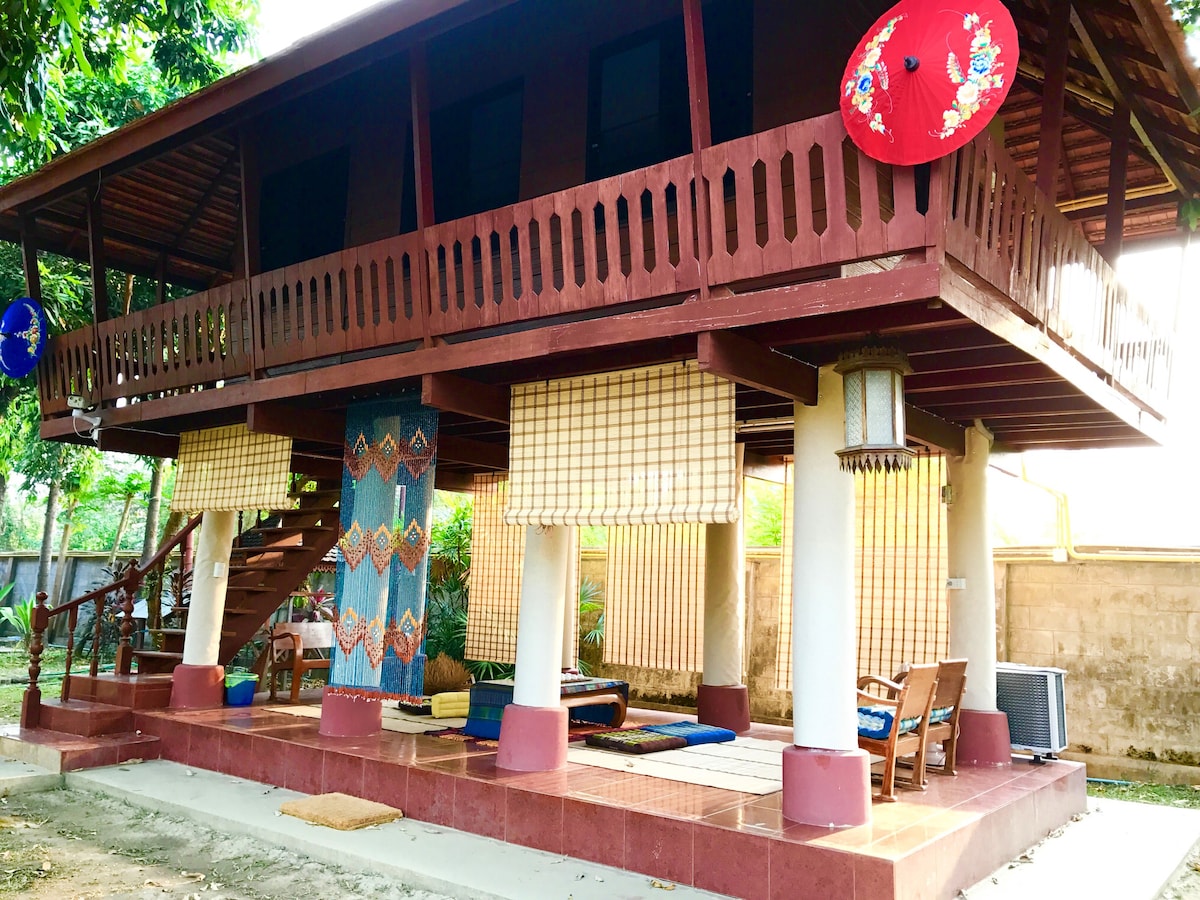 105小木别墅-清迈（ Chai ）阳光之家（ Chiang Mai ）阳光之家（ Chiang
