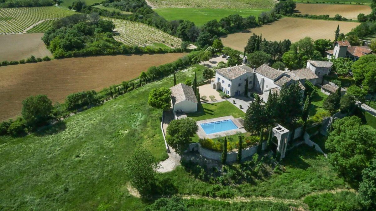 Domaine aux portes des Cévennes, Piscine et Spa