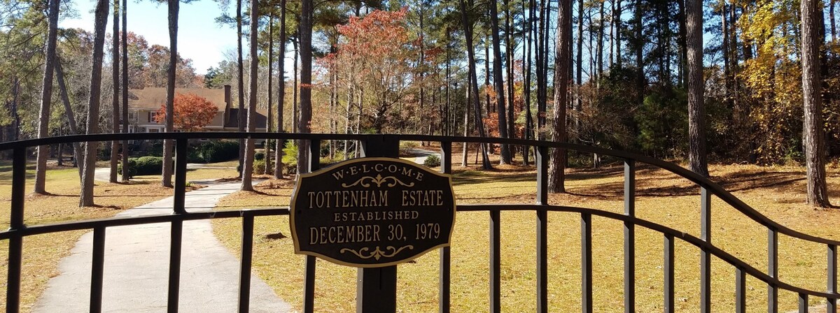 托特纳姆庄园（ Tottenham Estate ） ，毗邻石头山国家公园（ Stone Mount