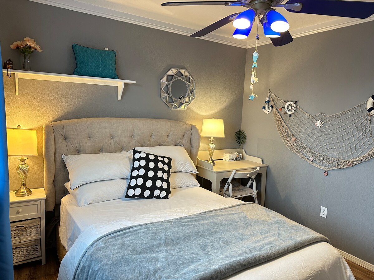 Blue Ocean Dreams Room