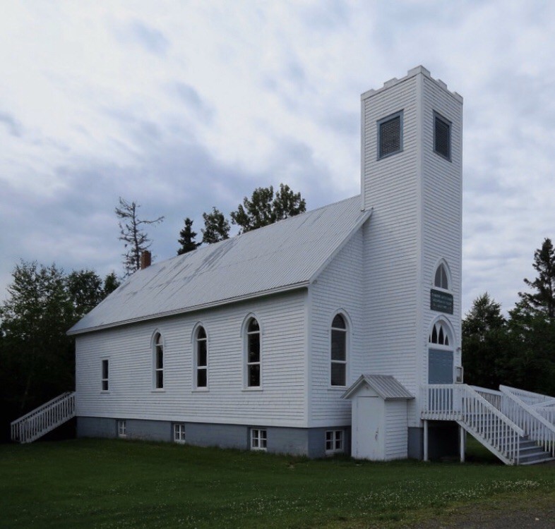 19th Century Renovated Church •  Église Rénovée