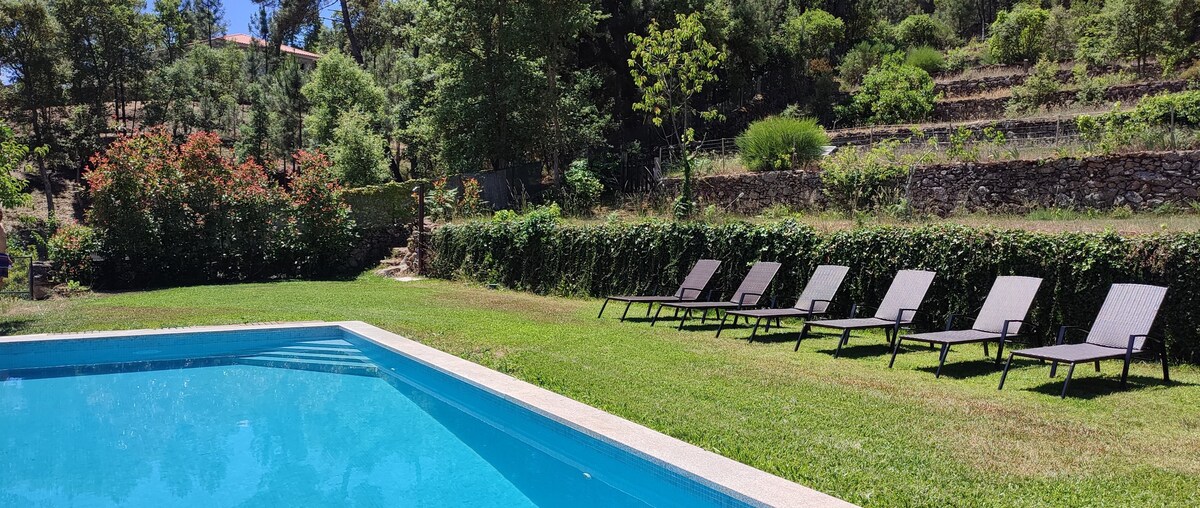 PurpaixaoCountryHouse - Casa com piscina (Vidago)