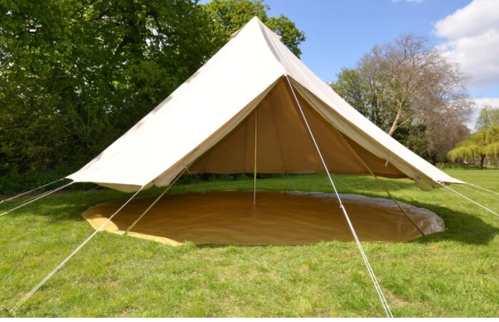 Bassenthwaite Lake .Bell Tent.有自己的田野