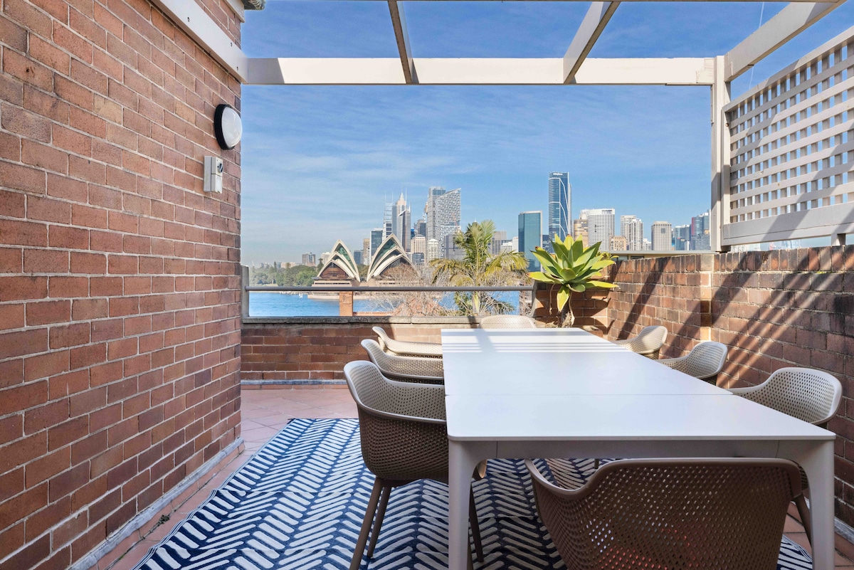 Spacious Kirribilli Penthouse - Spectacular Views