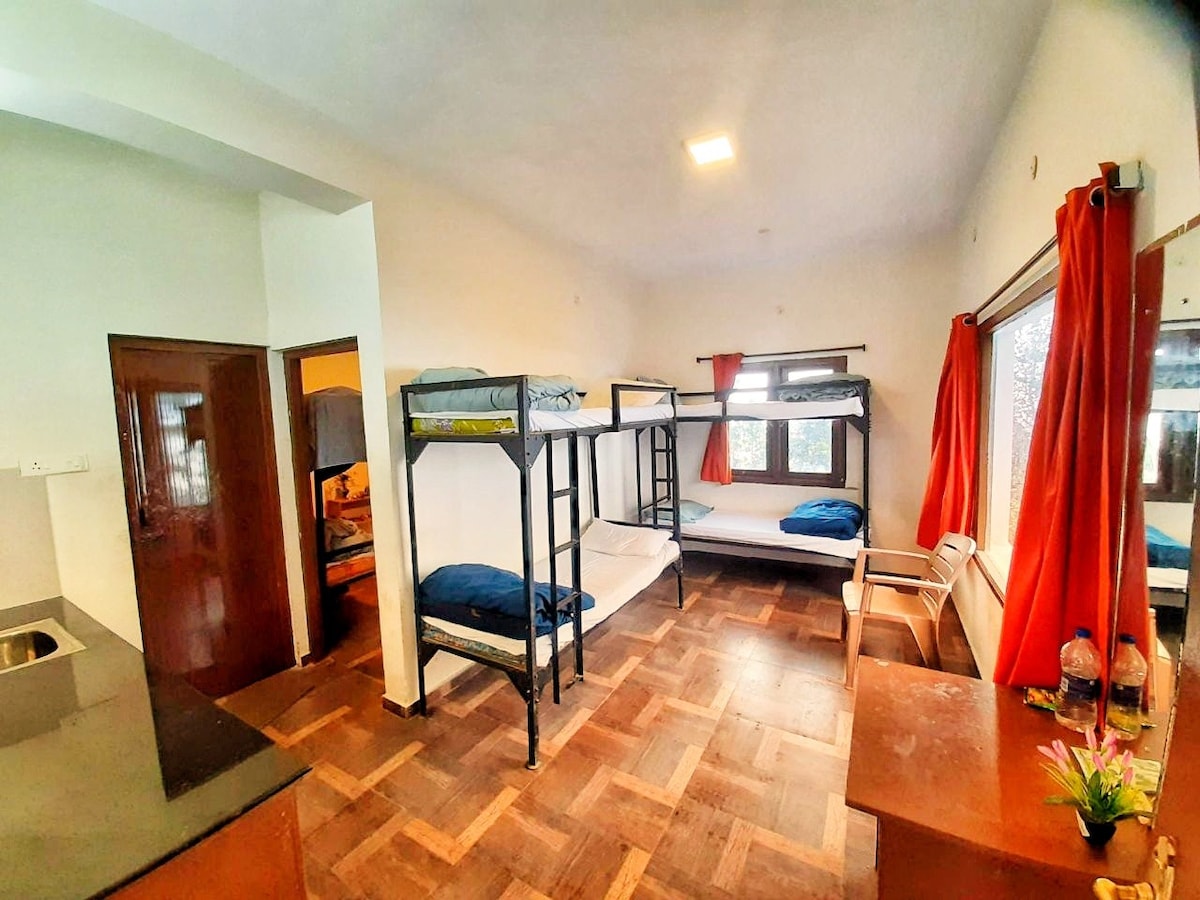 Dostel G2 | 6 Bed Dorm