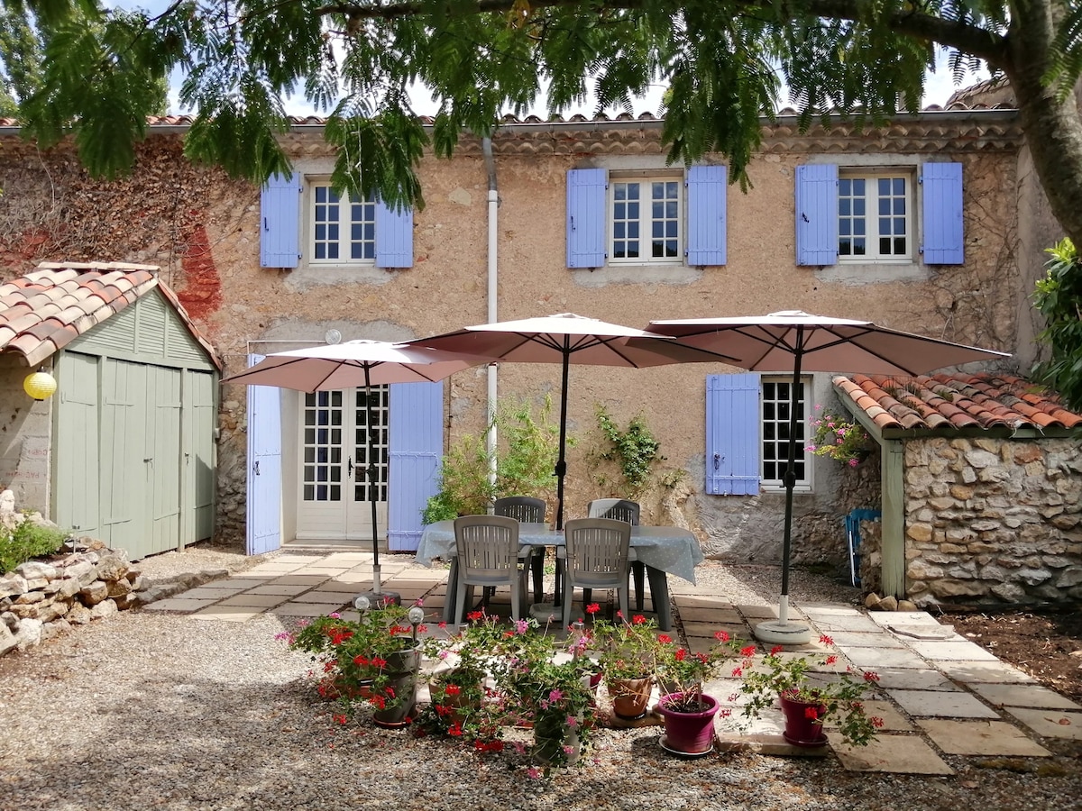 Large rural house with garden near swimming lake