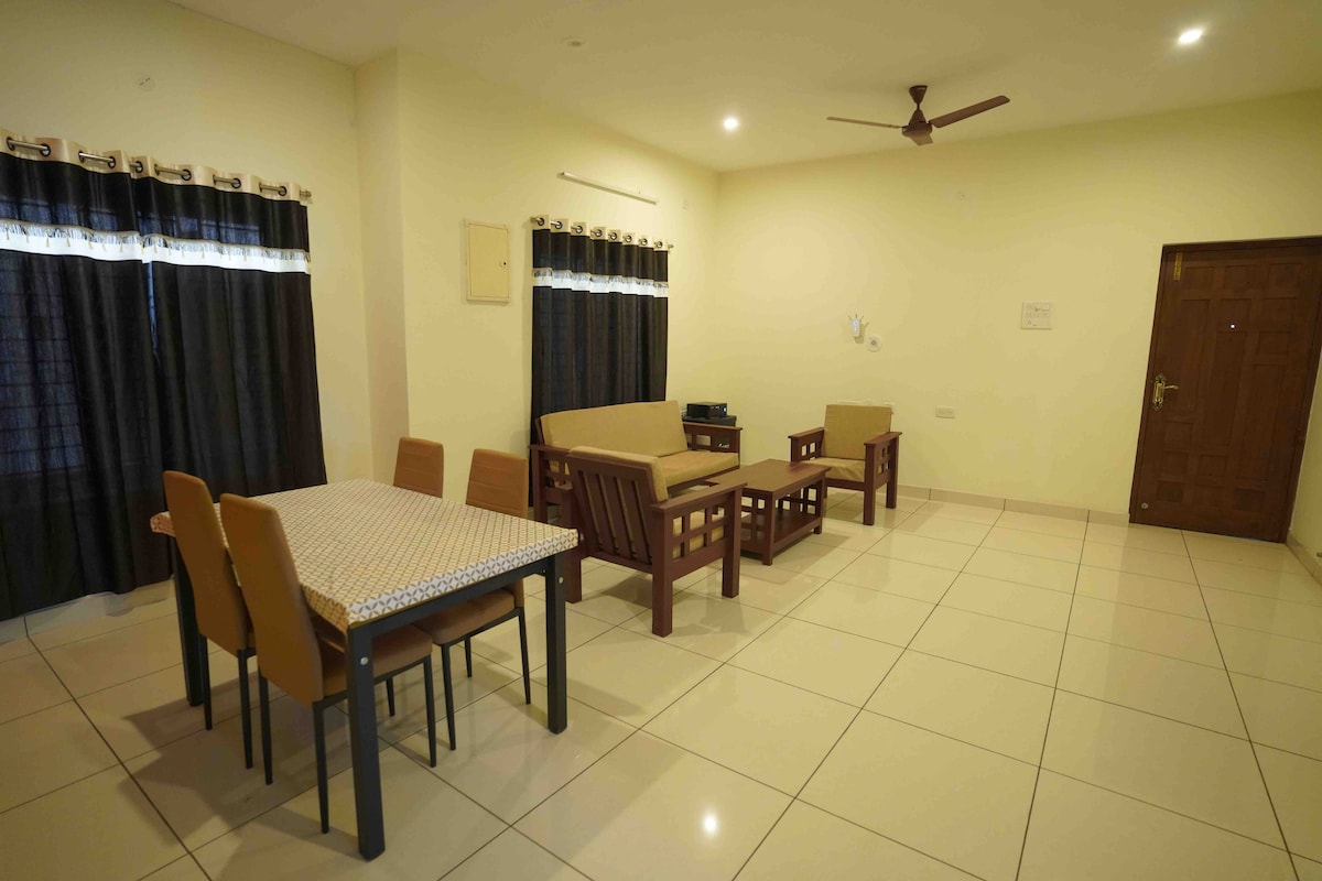 Classy service apartment near Nandambakkam, Porur