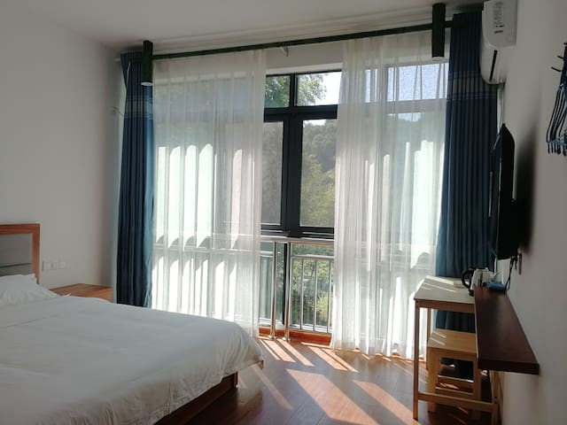 信阳市信阳商城县汤泉池风景区月亮泉附近的民宿推荐