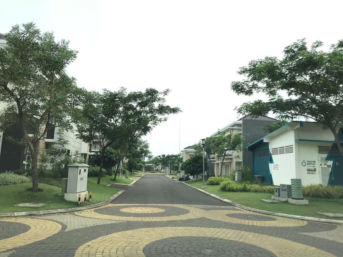 Summarecon Tangerang的四卧室民宅