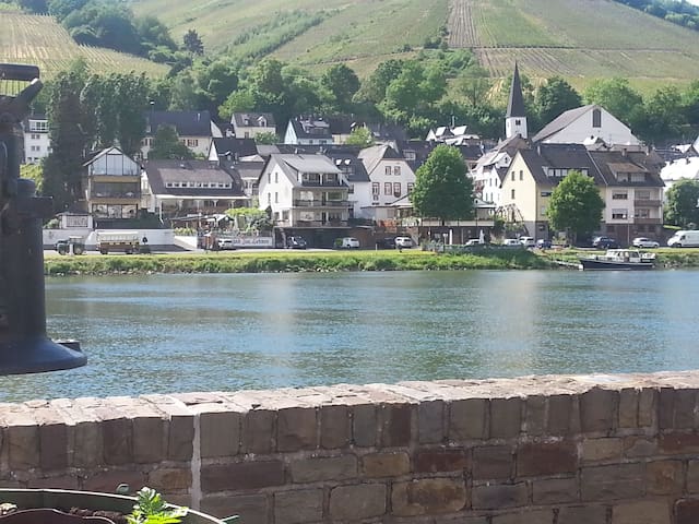 Zell (Mosel)的民宿