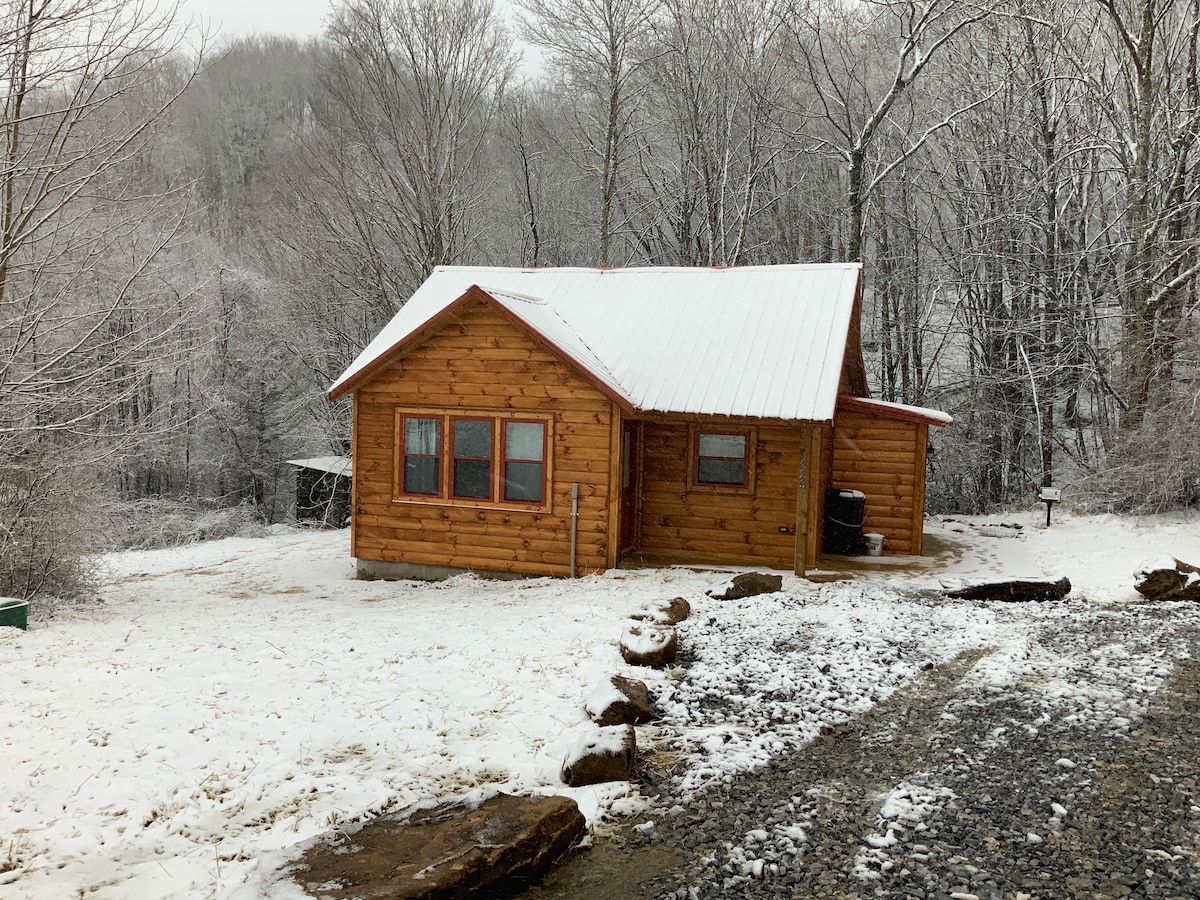 Creekside Blessings 
Cabin