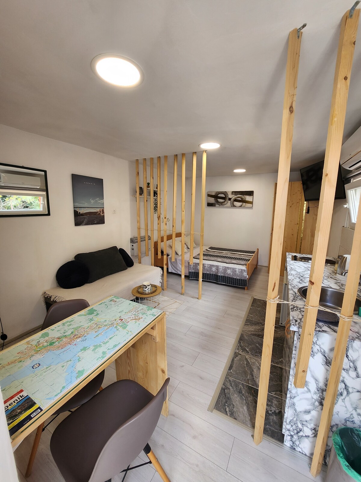 Sleep&Travel - Small cozy apartment & Free parking