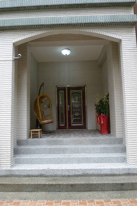 国代之家一楼大门