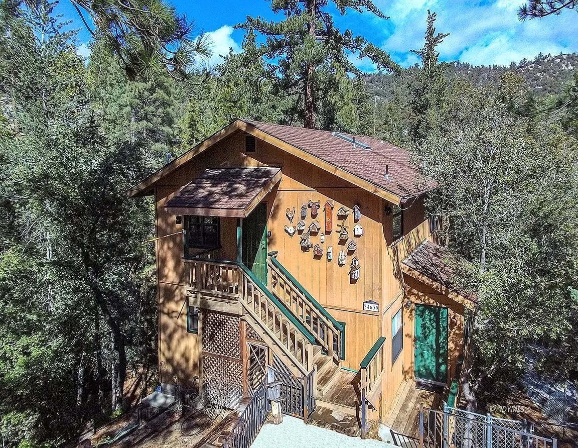 Treetop Getaway in the Ponderosa Pines