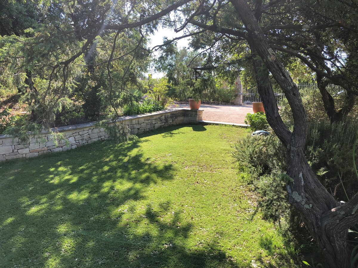 Villa Provencal close to Uzes and Pont du Gard
