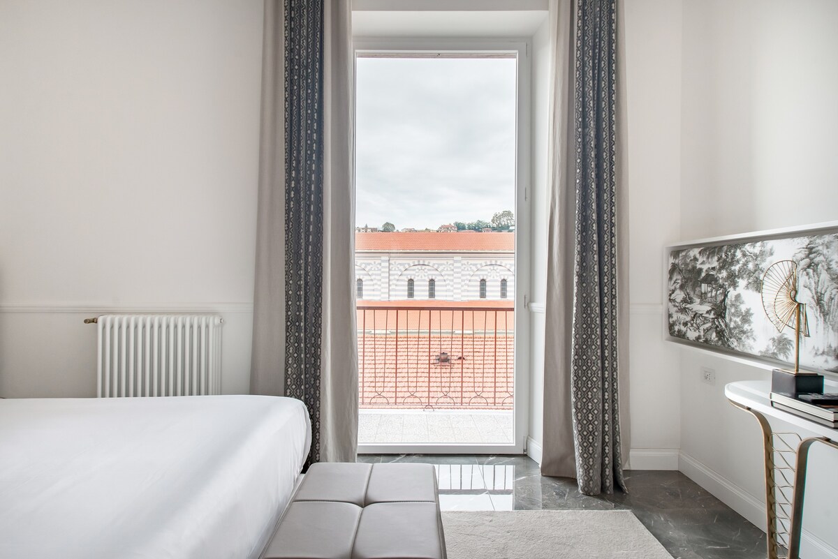 罗马套房（ Suite Via Roma ）。
现代和艺术的Crafsman风格公寓