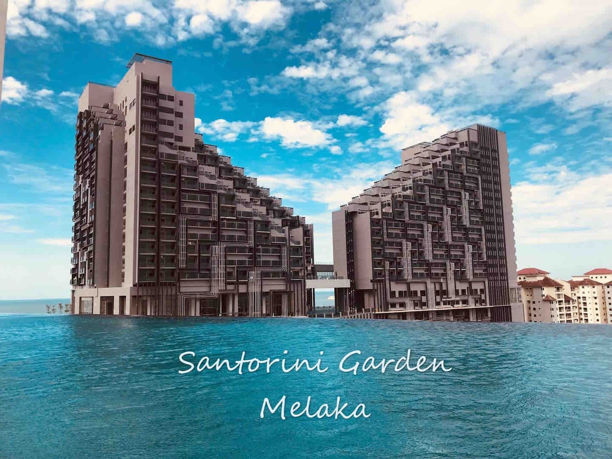 马六甲圣托里尼花园公寓
Melaka Santorini Garden Apartment.