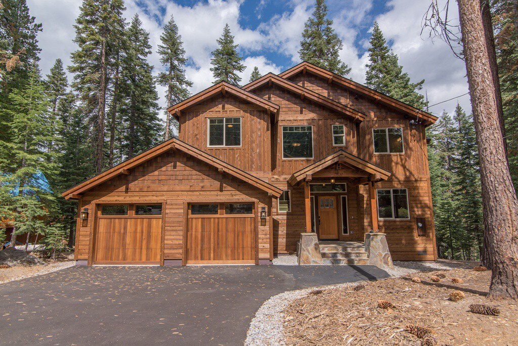 Tahoe Donner的Luxury 5 Bd/4Bth with Tesla Charger