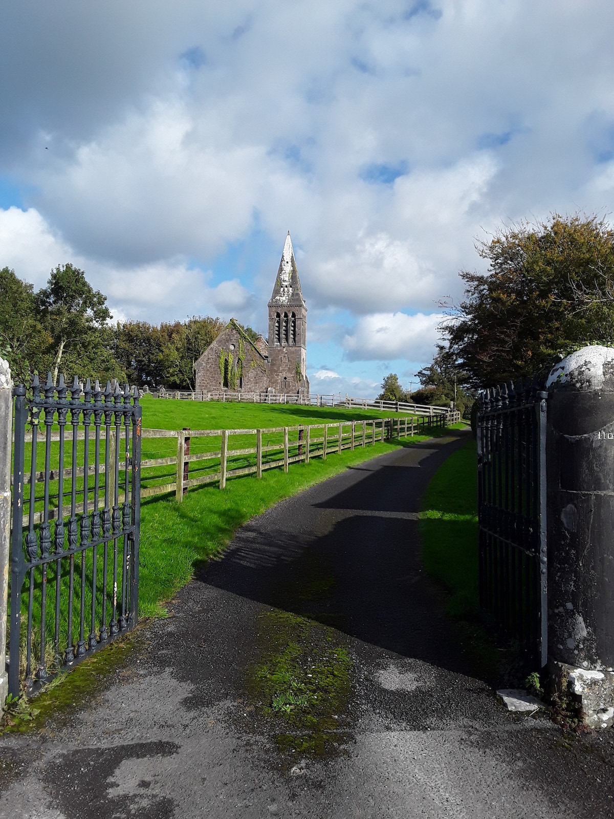 Springhouse Kilshane ，景色迷人