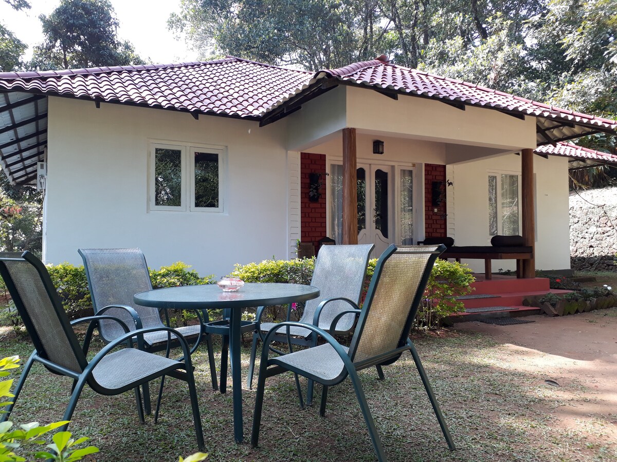 Bungalow within a 125 acre Cardamom plantation
