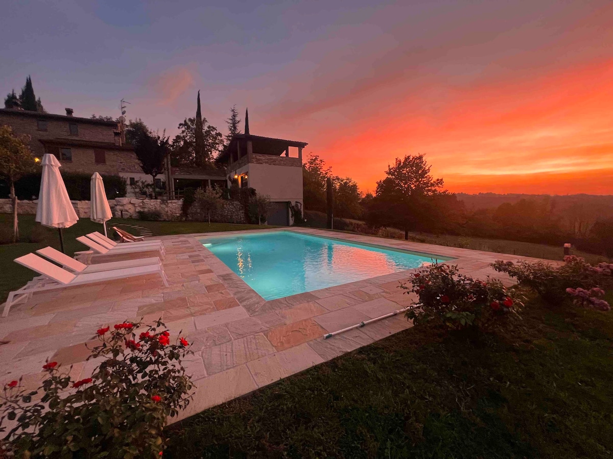 Villa sui colli Piacentini con Piscina e palestra