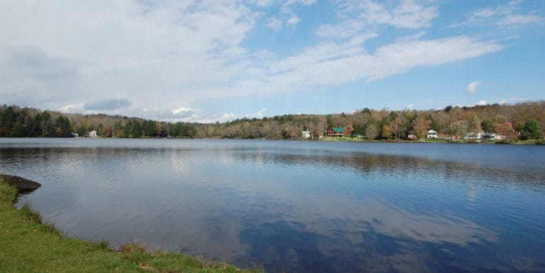 Elk Mountain Estate Historic Lake Lodge可容纳20人