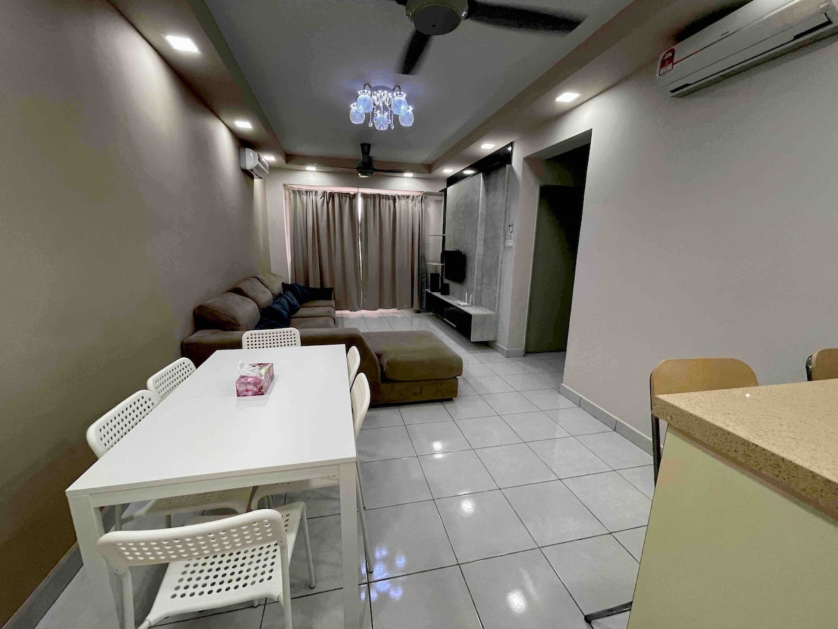 Subang Jaya的3卧室服务式公寓。