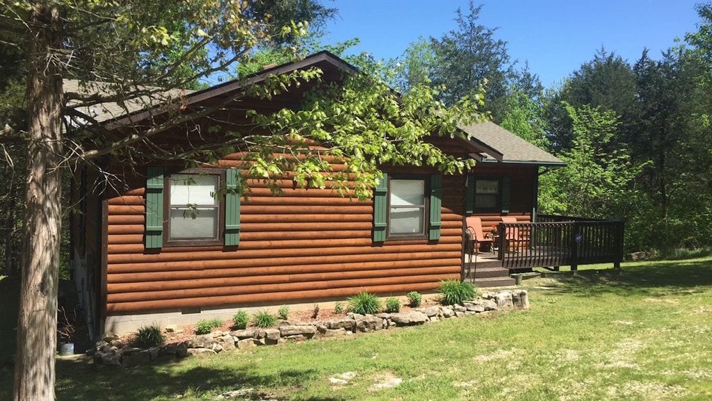 Perfect Table Rock Lakefront Cabin + Hot Tub, WIFI