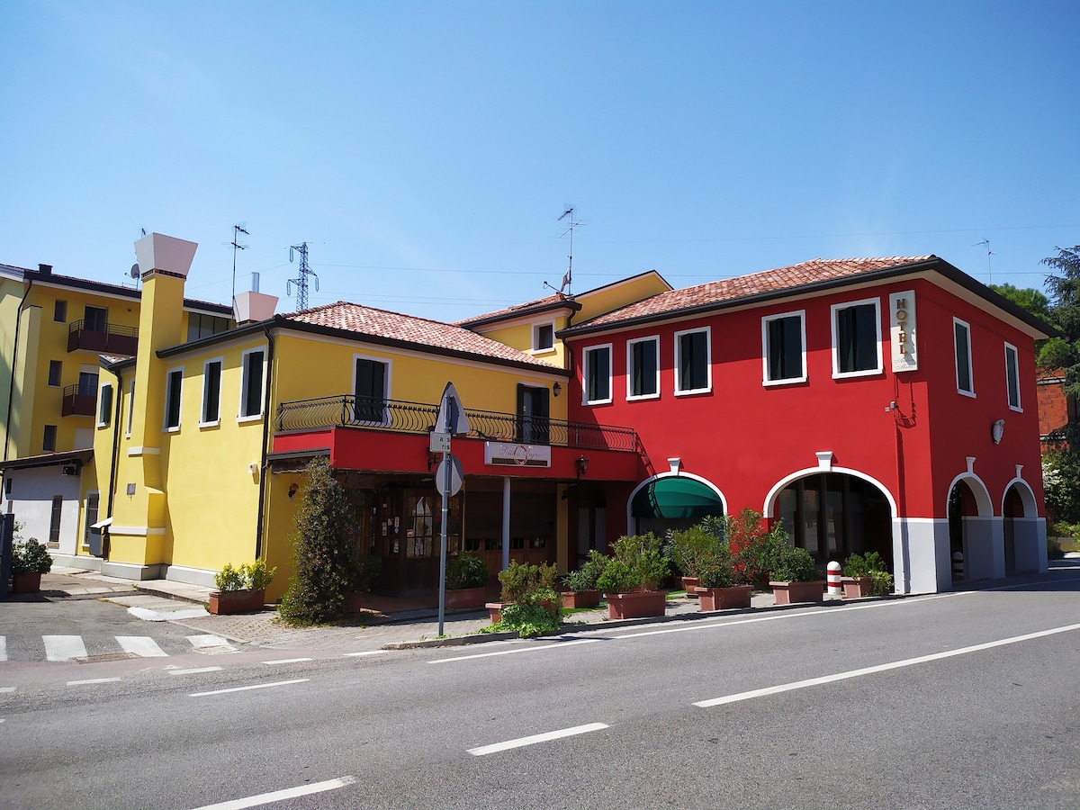 四人间Hotel Antico Moro Mestre-Venezia