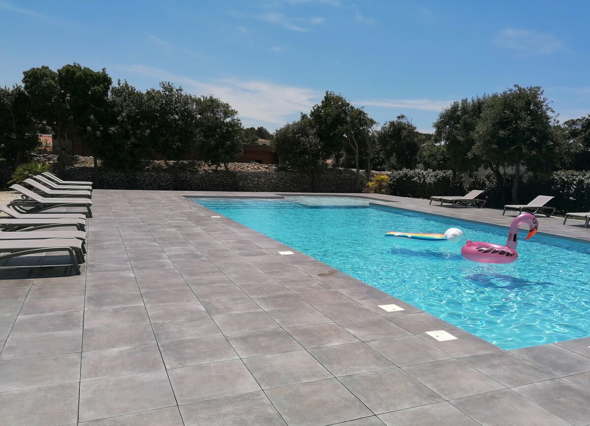 Villa cosy 3* en résidence avec piscine chauffée.