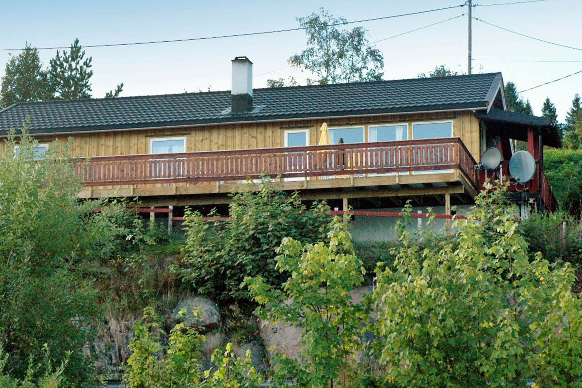 4 person holiday home in vågland